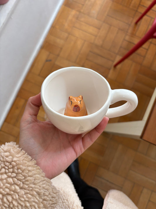Caneca de Porcelana Capivara Escondida