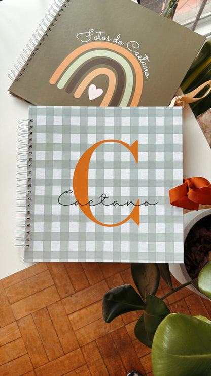 Kit 02 Scrapbooks | Arco-íris Verde + Inicial Xadrez