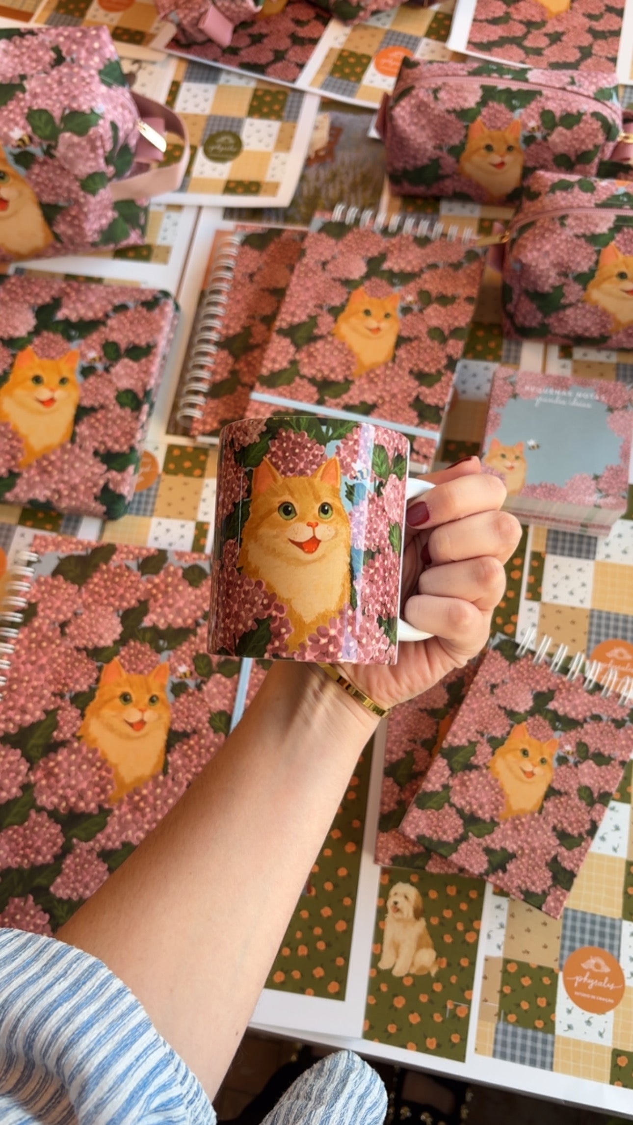 Caneca de Porcelana | Hortênsias e Ronron