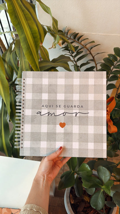 Scrapbook - Álbum de Fotos | Aqui se Guarda Amor ♥