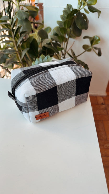 Nécessaire | Xadrez preto+branco