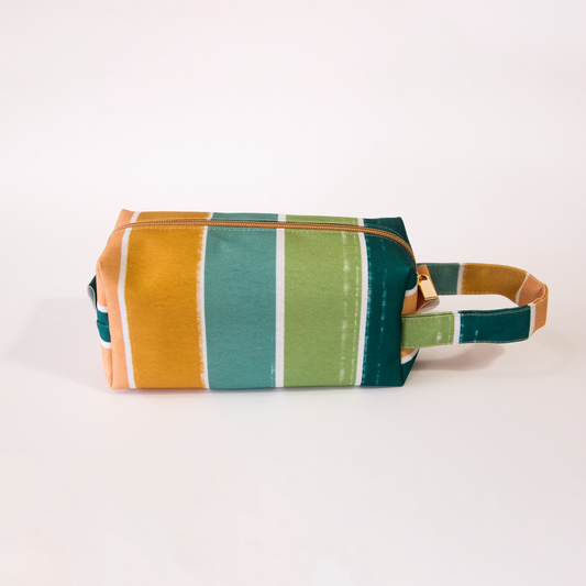 Estojo/Nécessaire com alça | Listrado Fábula