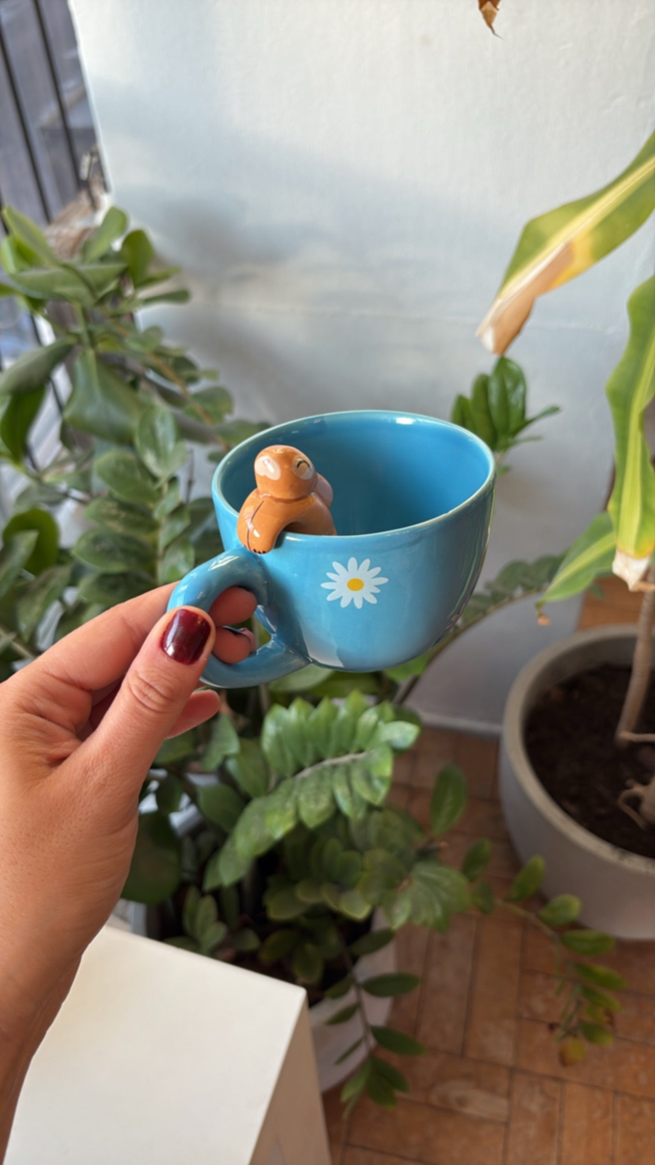 Caneca de Porcelana Coelho Azul