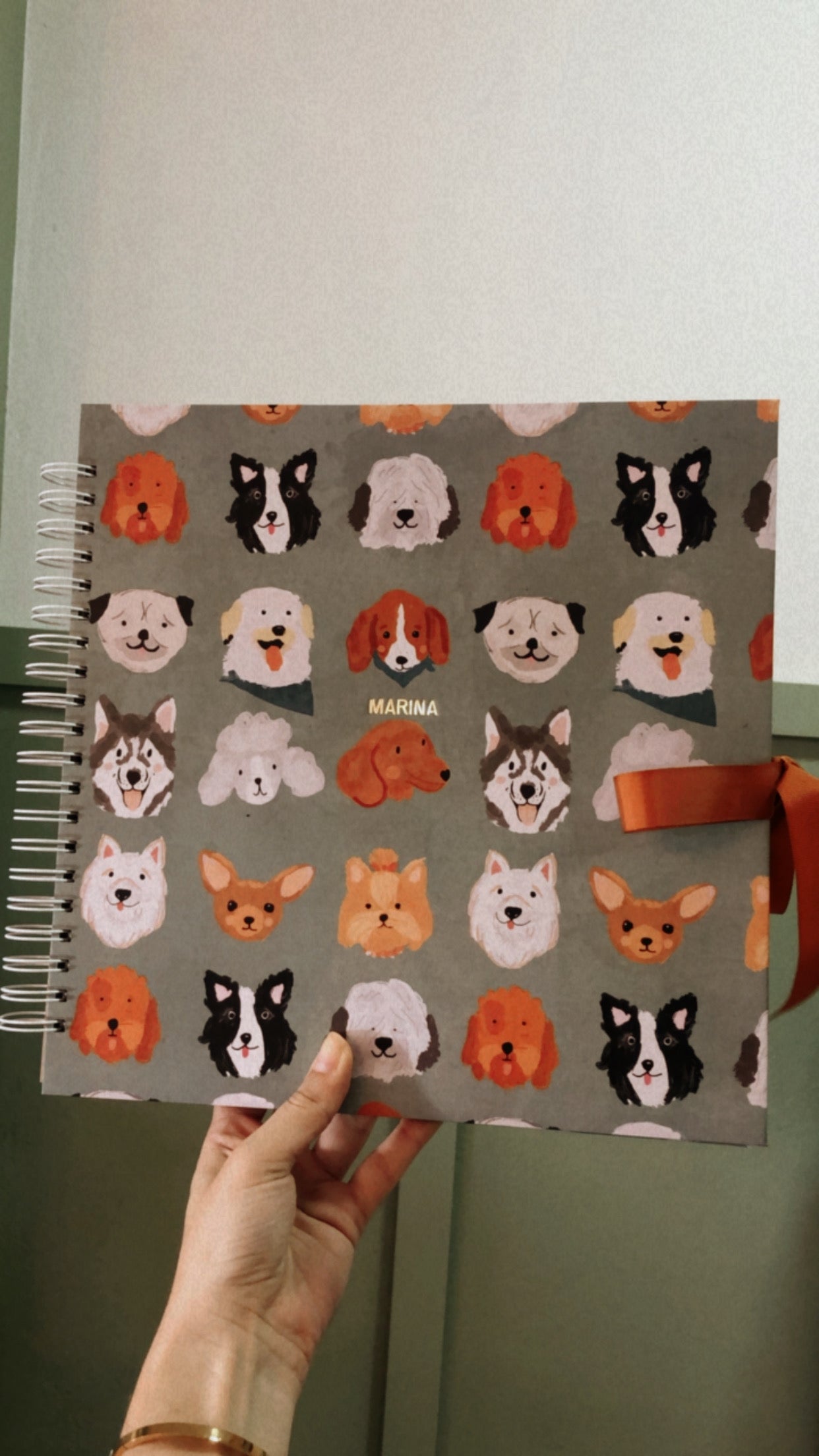 Scrapbook - Álbum de Fotos Carinhas de Cachorro