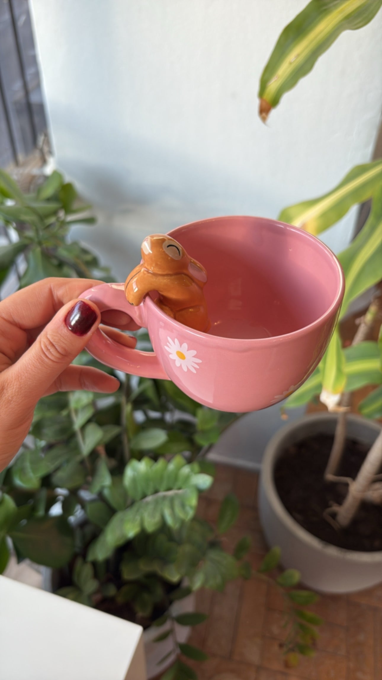 Caneca de Porcelana Coelho Rosa