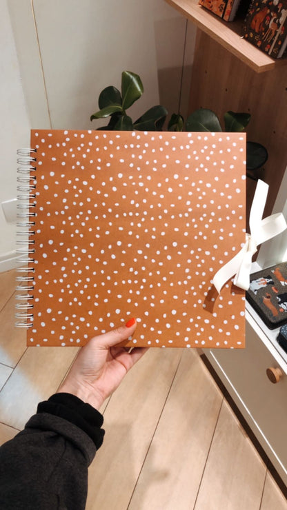 Scrapbook - Álbum de Fotos Poá Bege