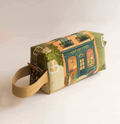 Estojo/Nécessaire com alça | Brechó da Rua 5