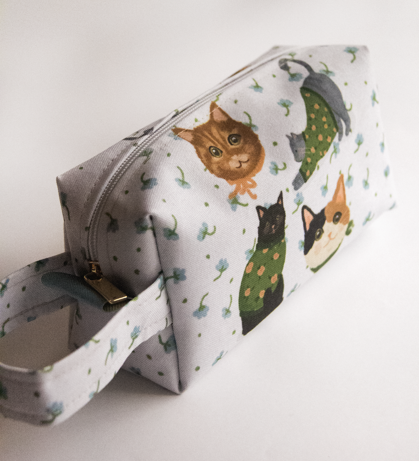 Estojo/Nécessaire com alça | Lar dos Gatinhos