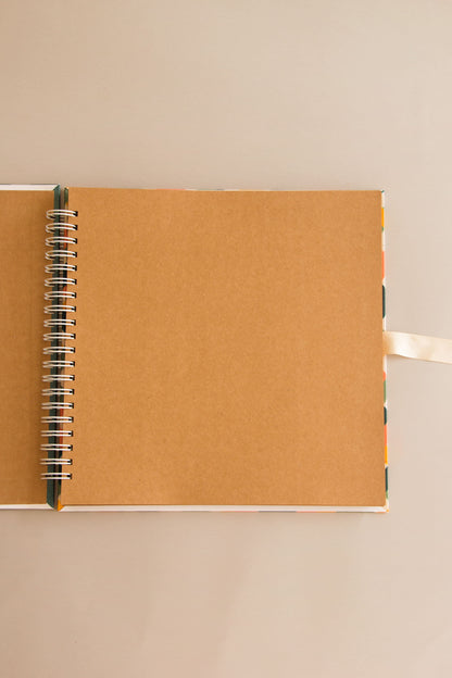 Scrapbook - Álbum de Fotos Pinceladas Ferrugem