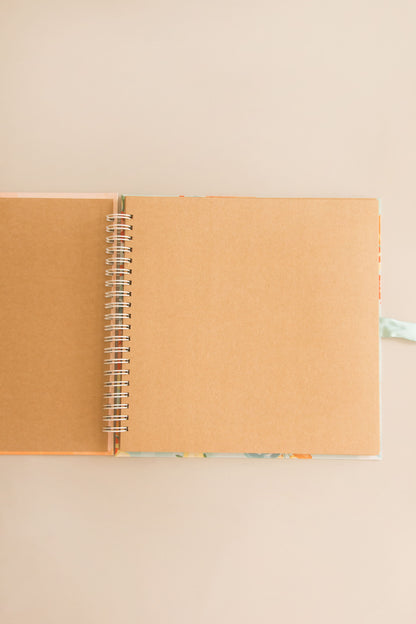 Scrapbook - Álbum de Fotos da Estampa Buquê