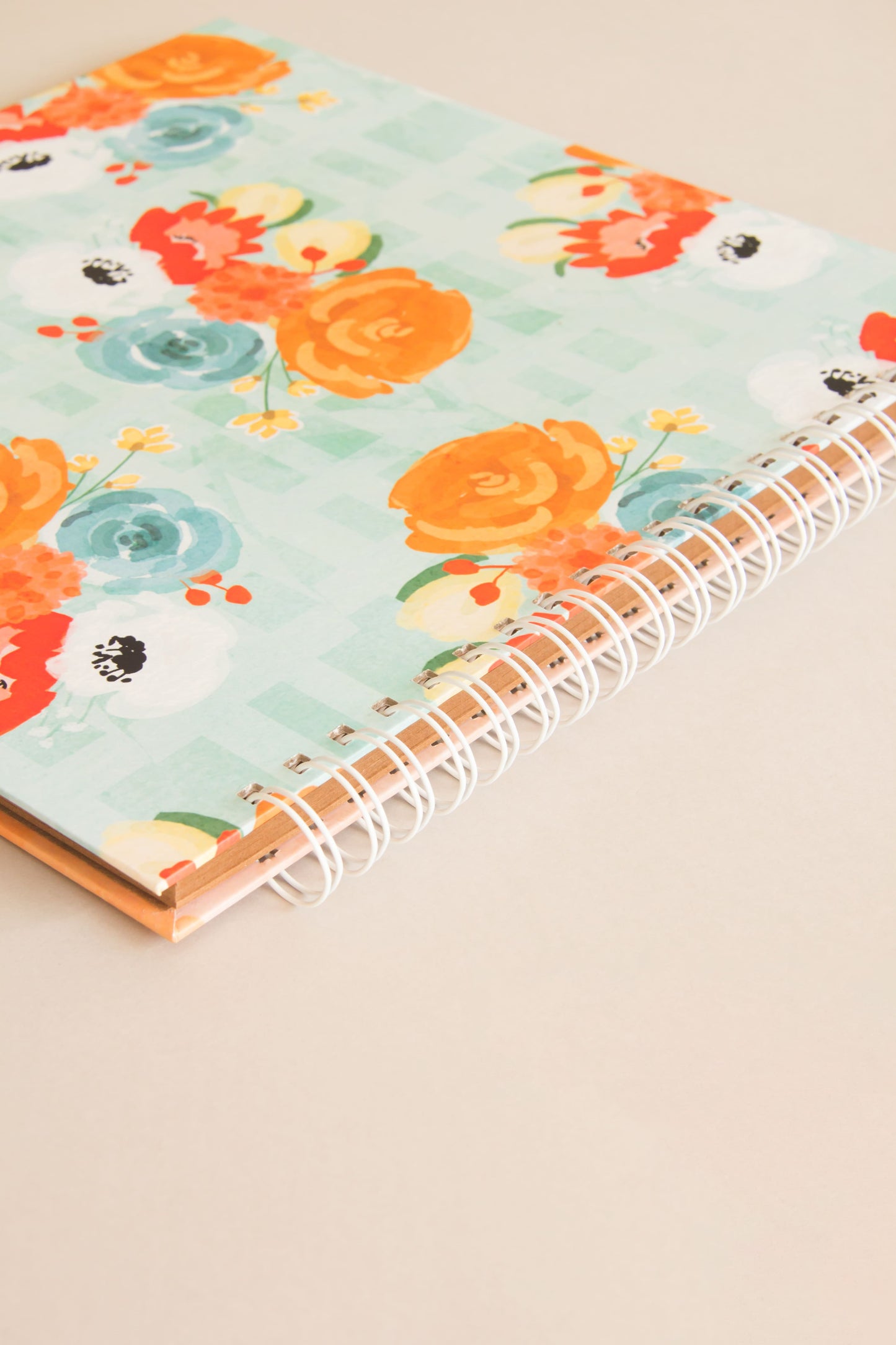 Scrapbook - Álbum de Fotos da Estampa Buquê