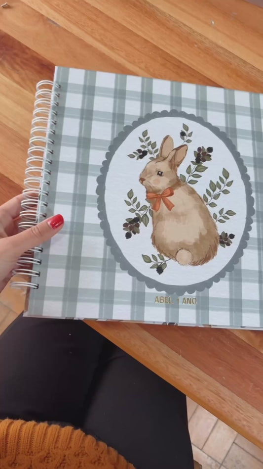 Scrapbook - Álbum de Fotos Xadrez da Páscoa