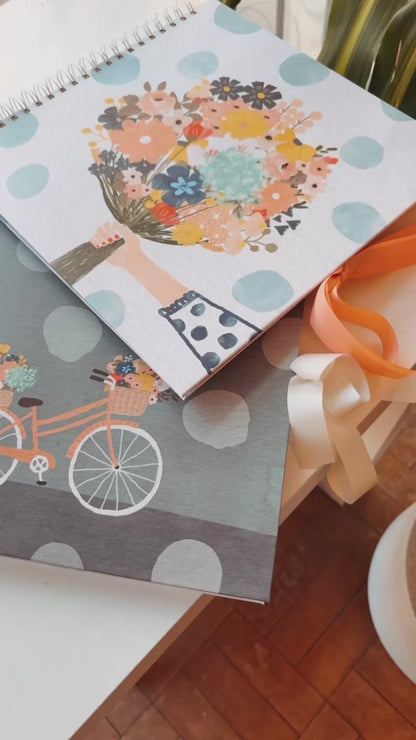 Kit 02 Scrapbooks | Ramo de Flores + Bici