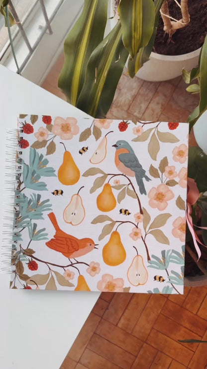 Kit 02 Scrapbooks | Ninho de Amoras + Flores do campo