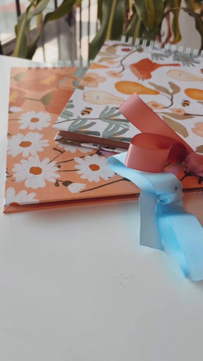 Kit 02 Scrapbooks | Ninho de Amoras + Flores do campo